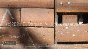 horizontal wood planks on a wall, decorative wall, street, outdoors, daylight, close-up